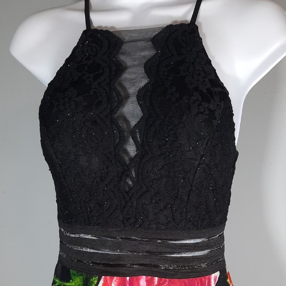 City Triangles Black and Red Floral Dress - Picture 2 of 4